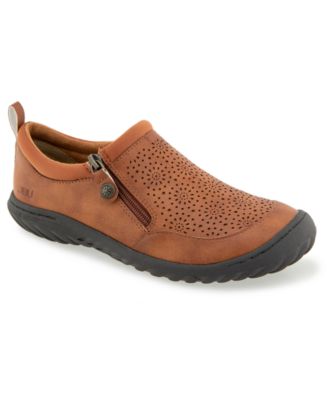 Women's Avery Closed Round Toe Casual Flats