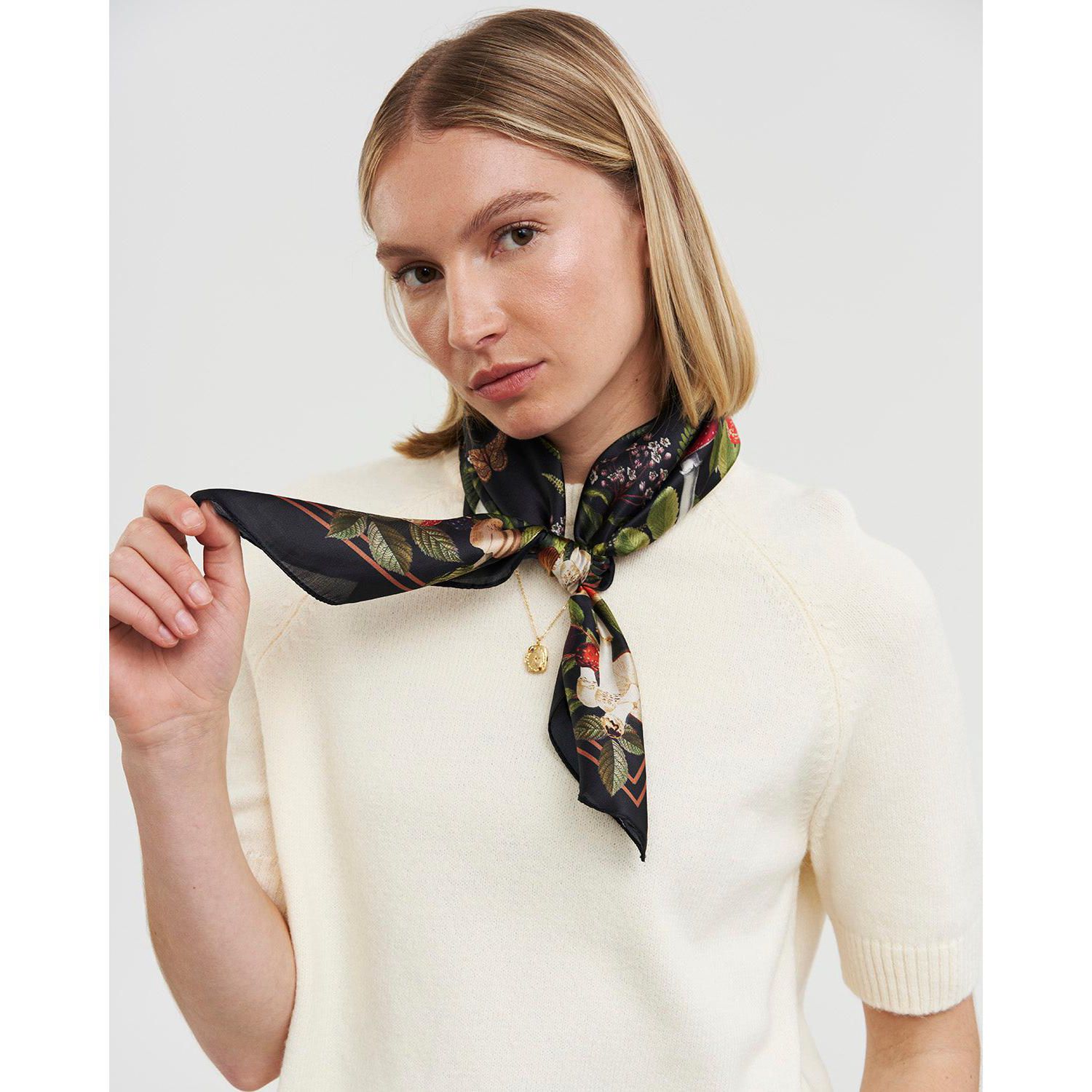Women's Orla Mushroom Small Square Scarf