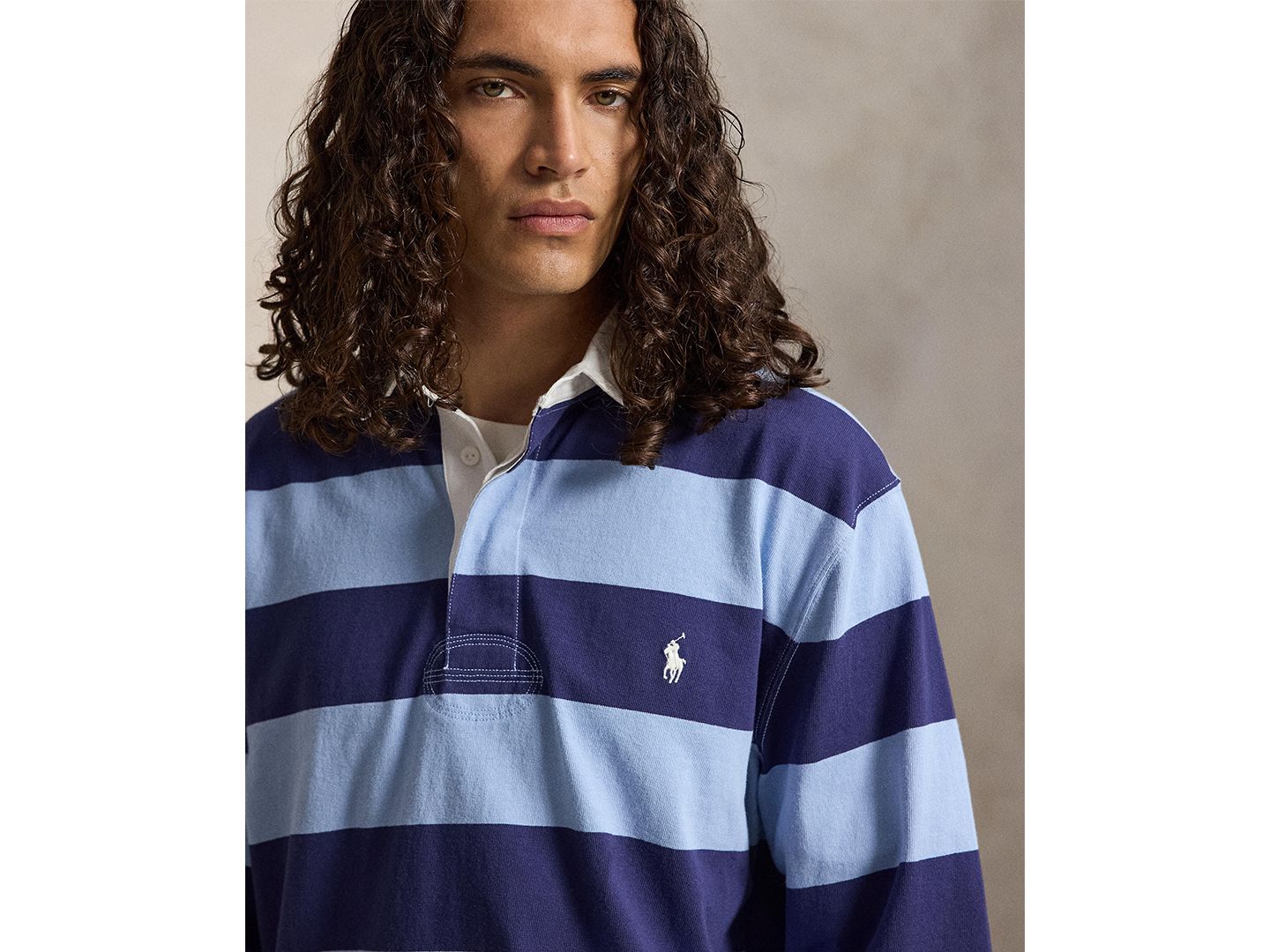 Мужская рубашка Polo Ralph Lauren Big & Tall The Iconic Striped Rugby Shirt, цвет: Шамбре синий / Тёмно-синий — фото 3