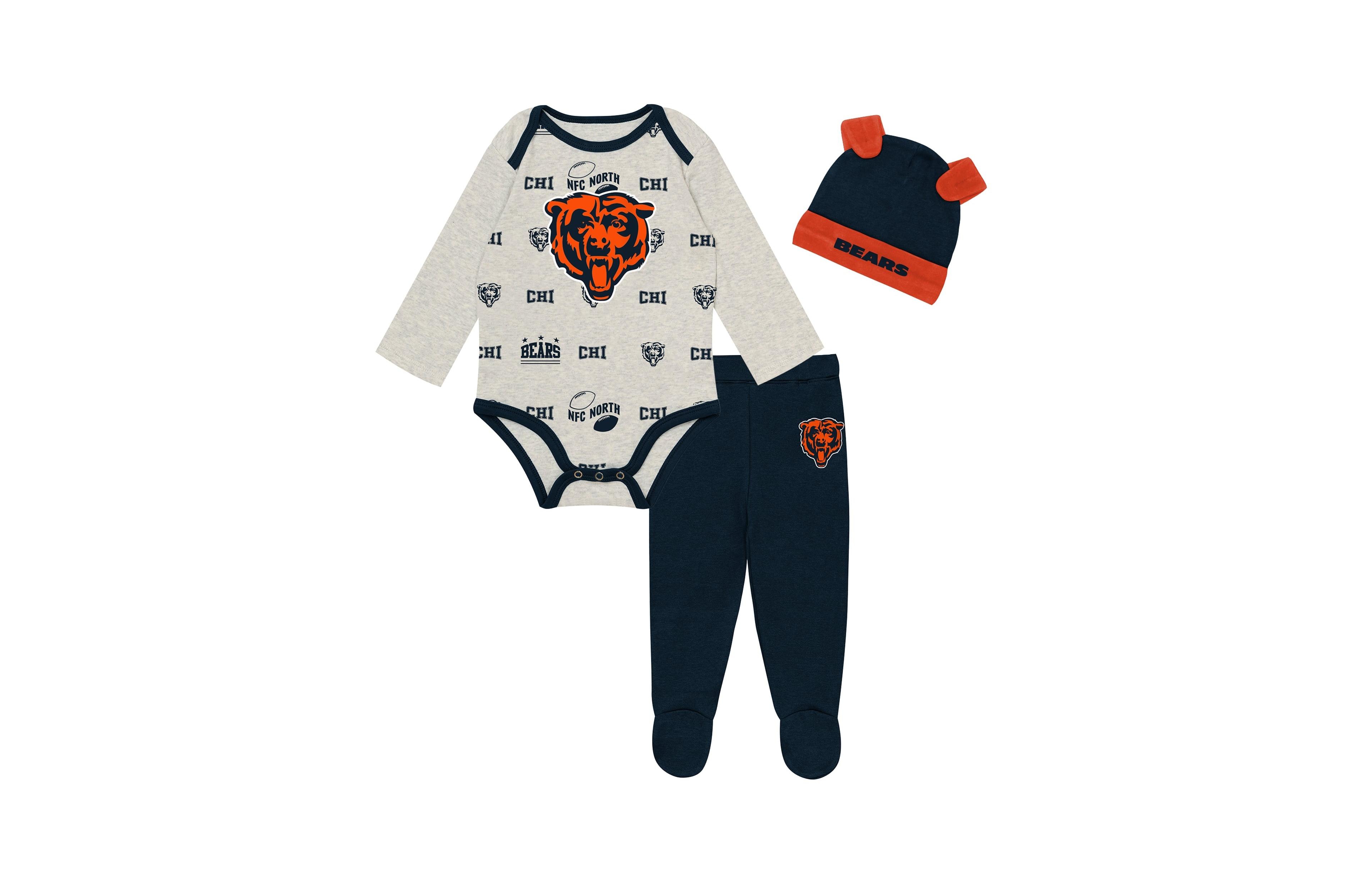 Outerstuff Baby Boys and Girls Heather Gray Chicago Bears Huddles Giggles 3-Piece Pant Hat Set