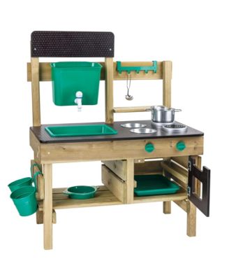 Nature Fun: Outdoor Mud Kitchen