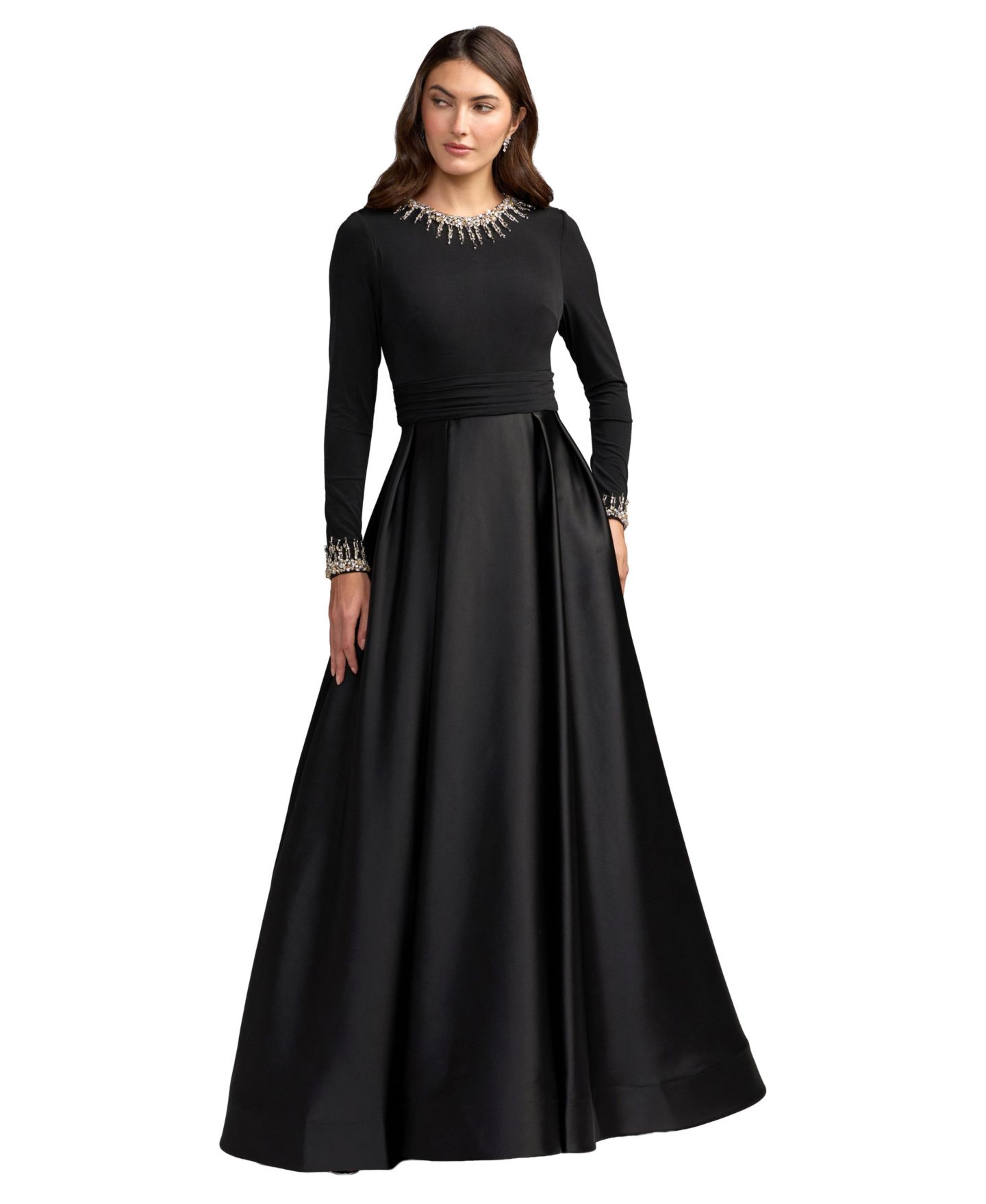 Женское платье Mac Duggal Petite Embellished Long-Sleeve Satin Gown, цвет: Чёрный — фото 1