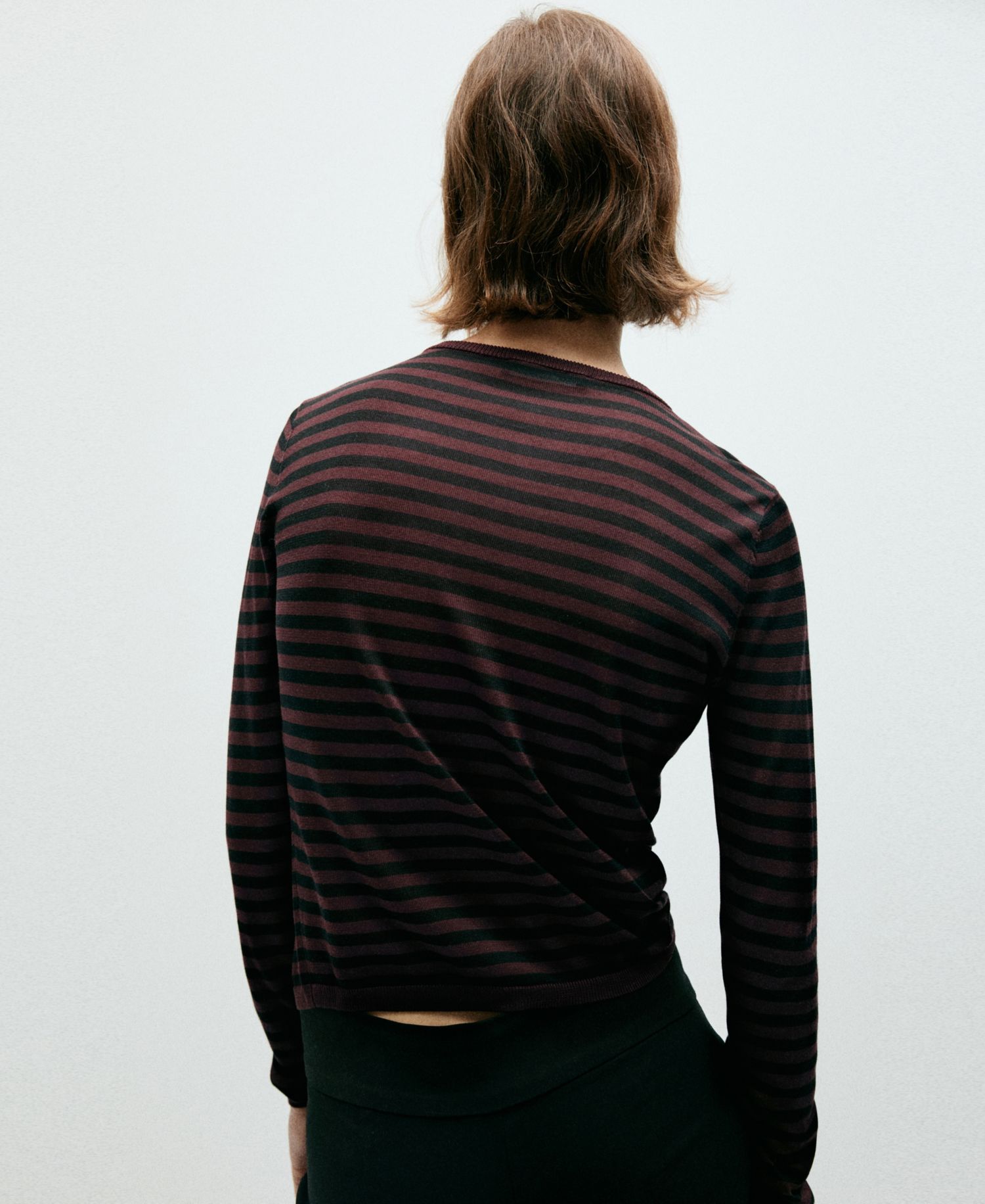 Women's Long-Sleeve V-Neck Striped Pullover