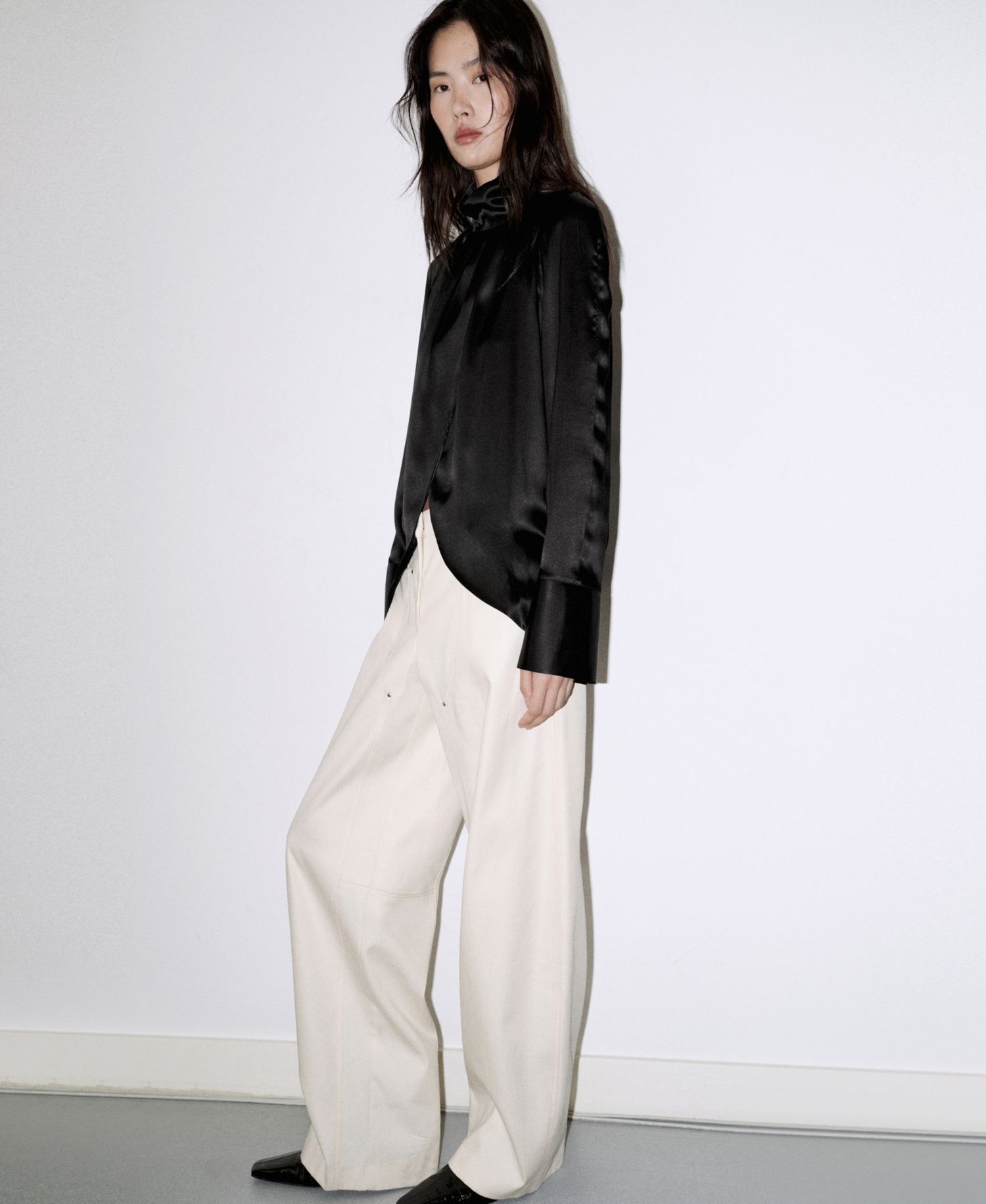 Women's Selection Mock Neck Long Sleeves with Slit at Cuffs Silk Blouse