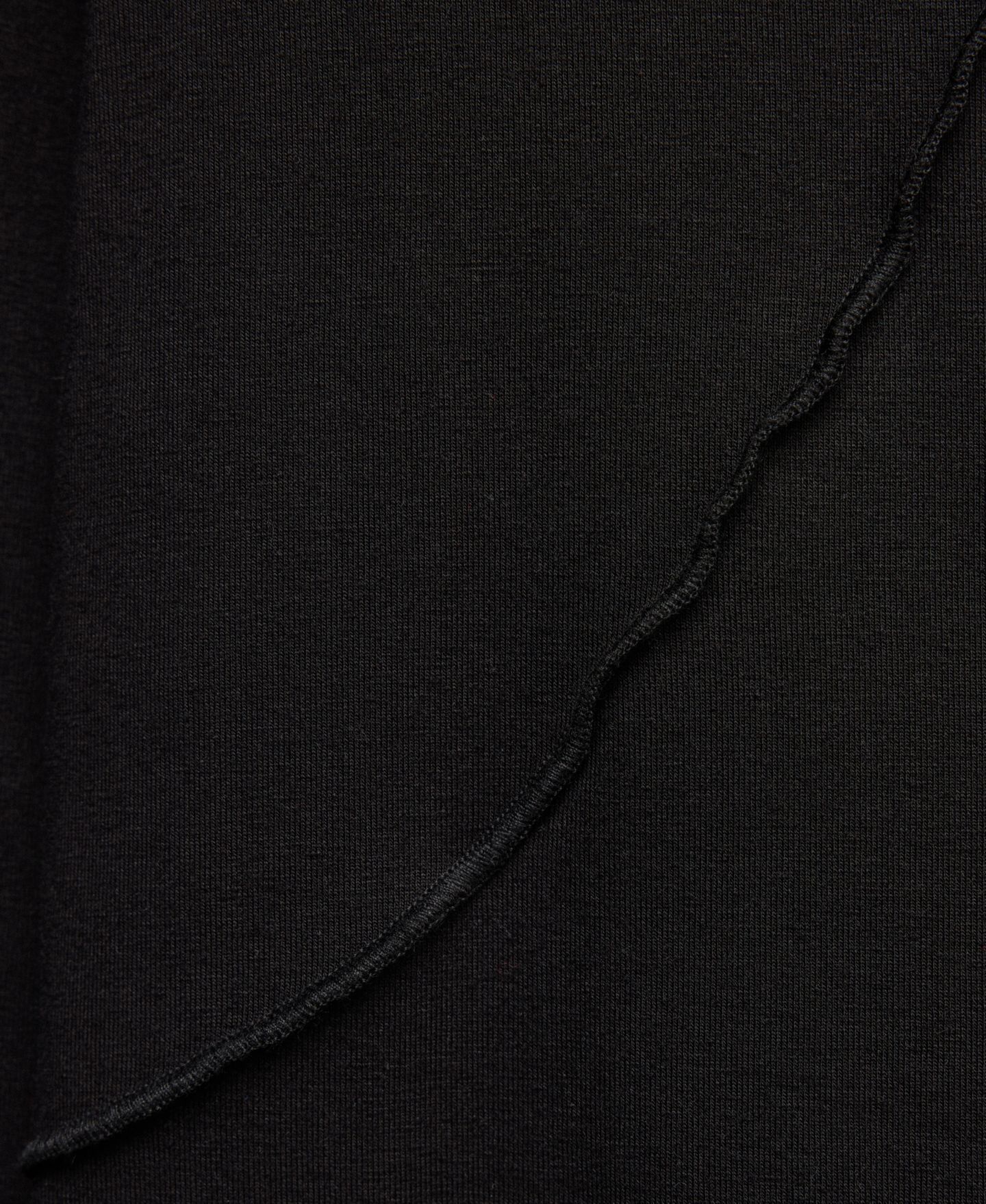 Женская футболка Mango Selection Fitted Long-Sleeve Mock Neck, цвет: Чёрный — фото 6