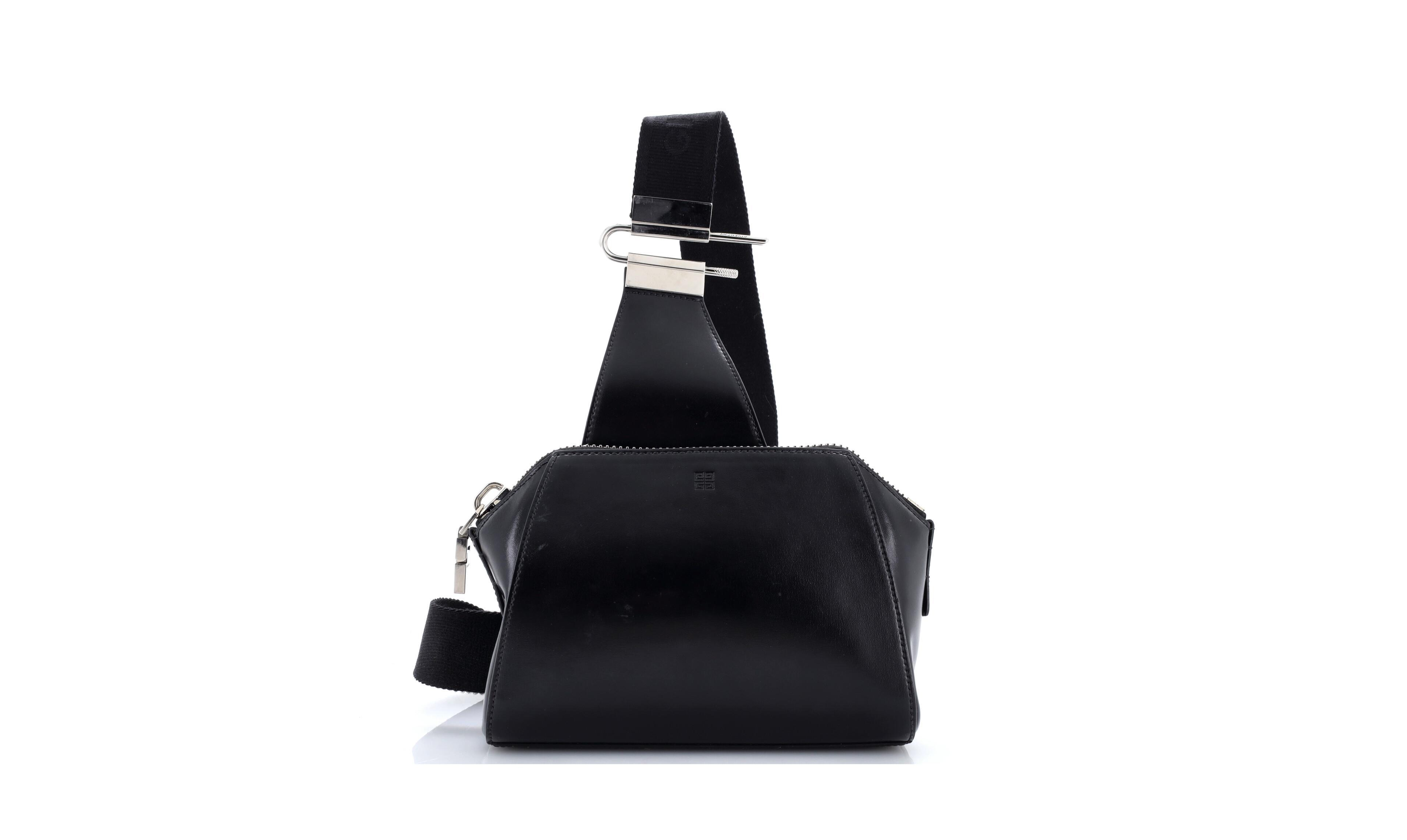 Pre-Owned Givenchy Antigona U Crossbody Bag Leather