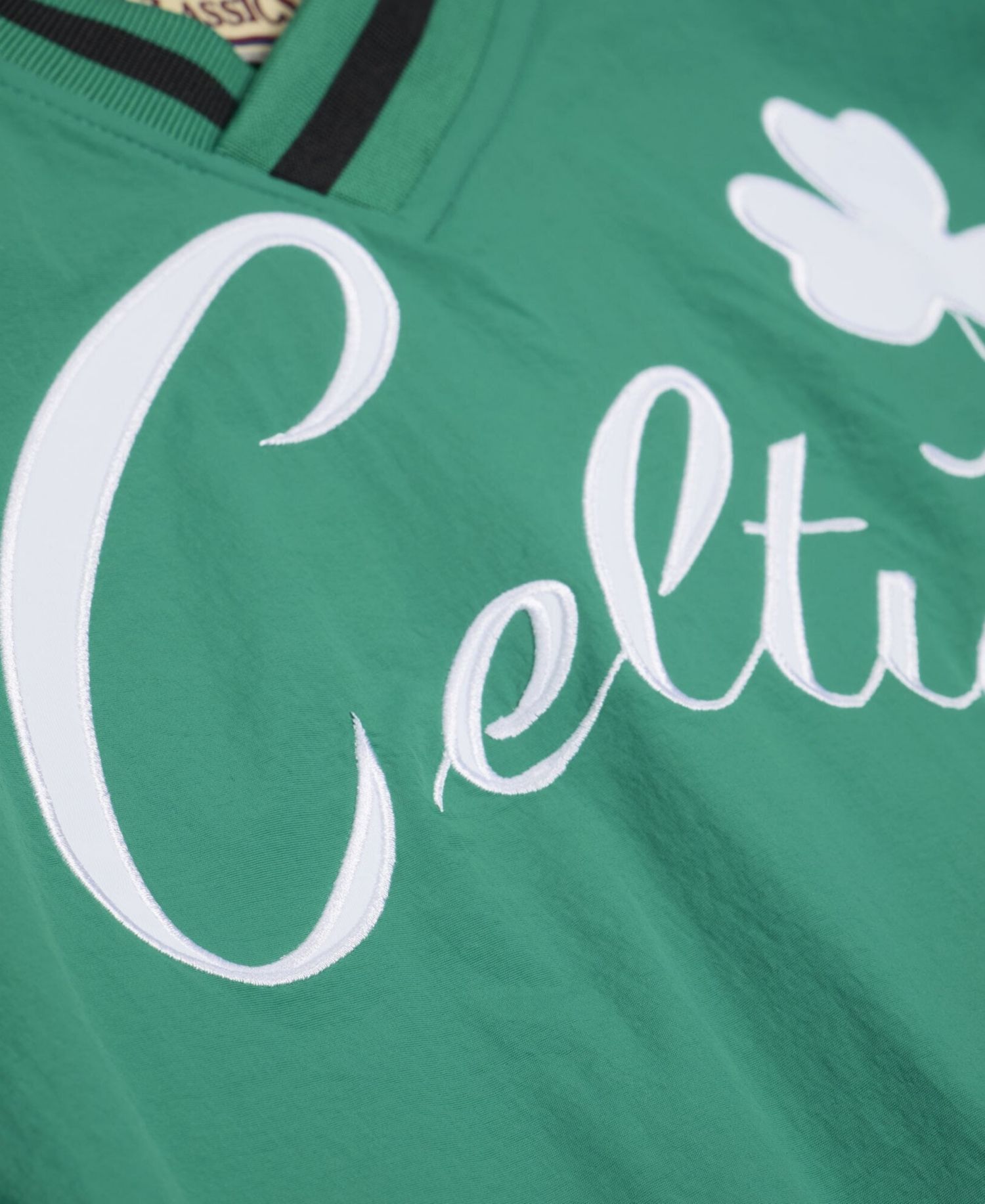 Men's Kelly Green Boston Celtics Classic V-Neck Pullover Jacket