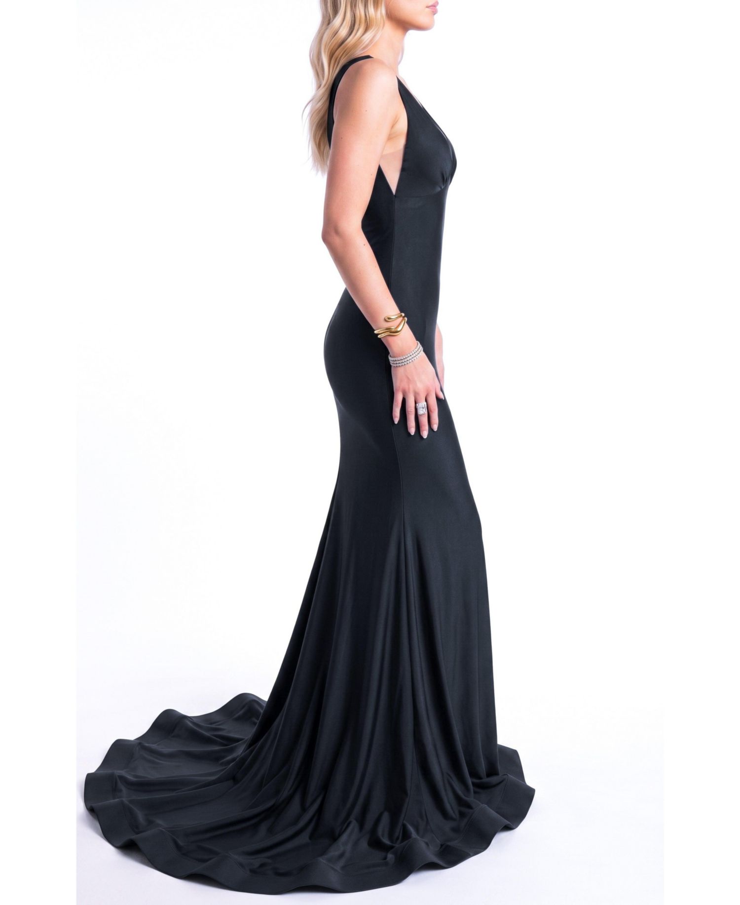 Women's Plunging V-Neckline Low-Back Mermaid Gown