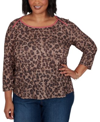Plus Size Cheetah Print Knit Top