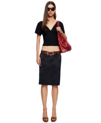 Women's Icon V-Neck Pull-On T-Shirt