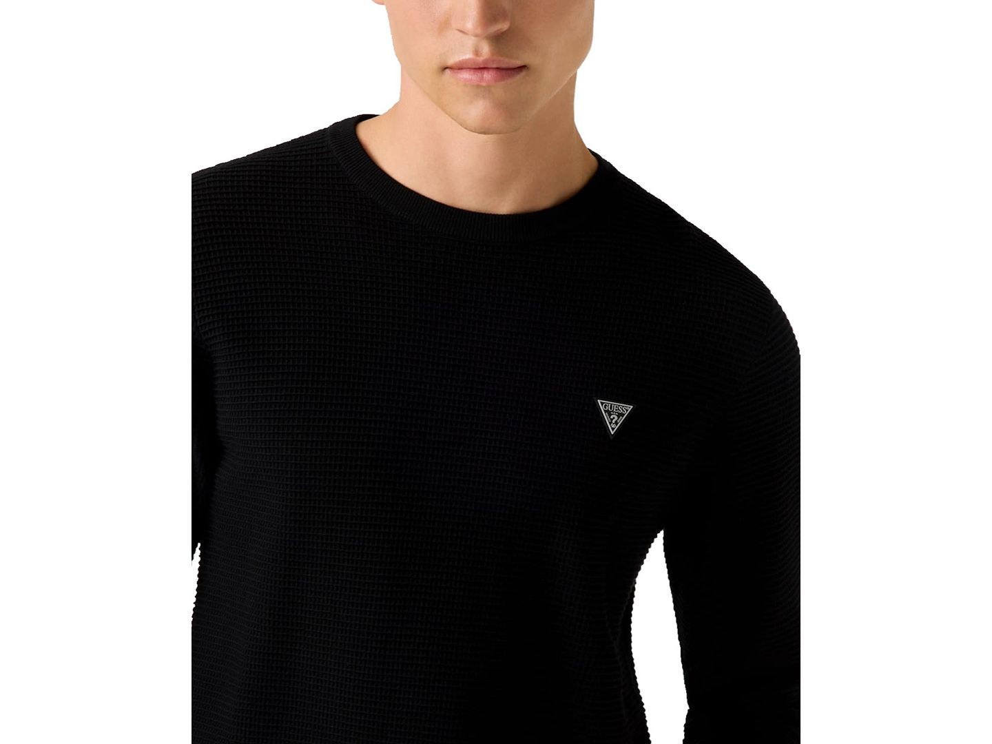 Мужской свитер GUESS Waffle Stitch Long-Sleeve Regular-Fit, цвет: Чёрный — фото 3