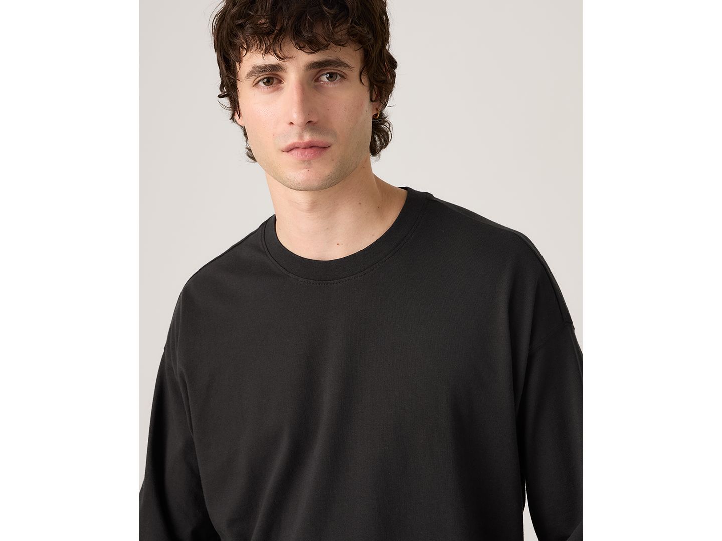 Мужская футболка Levi's Long-Sleeve Boxy, цвет: Чёрный — фото 3