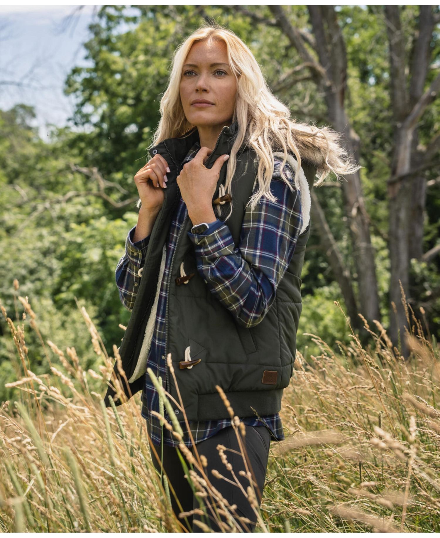 Women's Quilted Toggle Hooded Puffer Vest