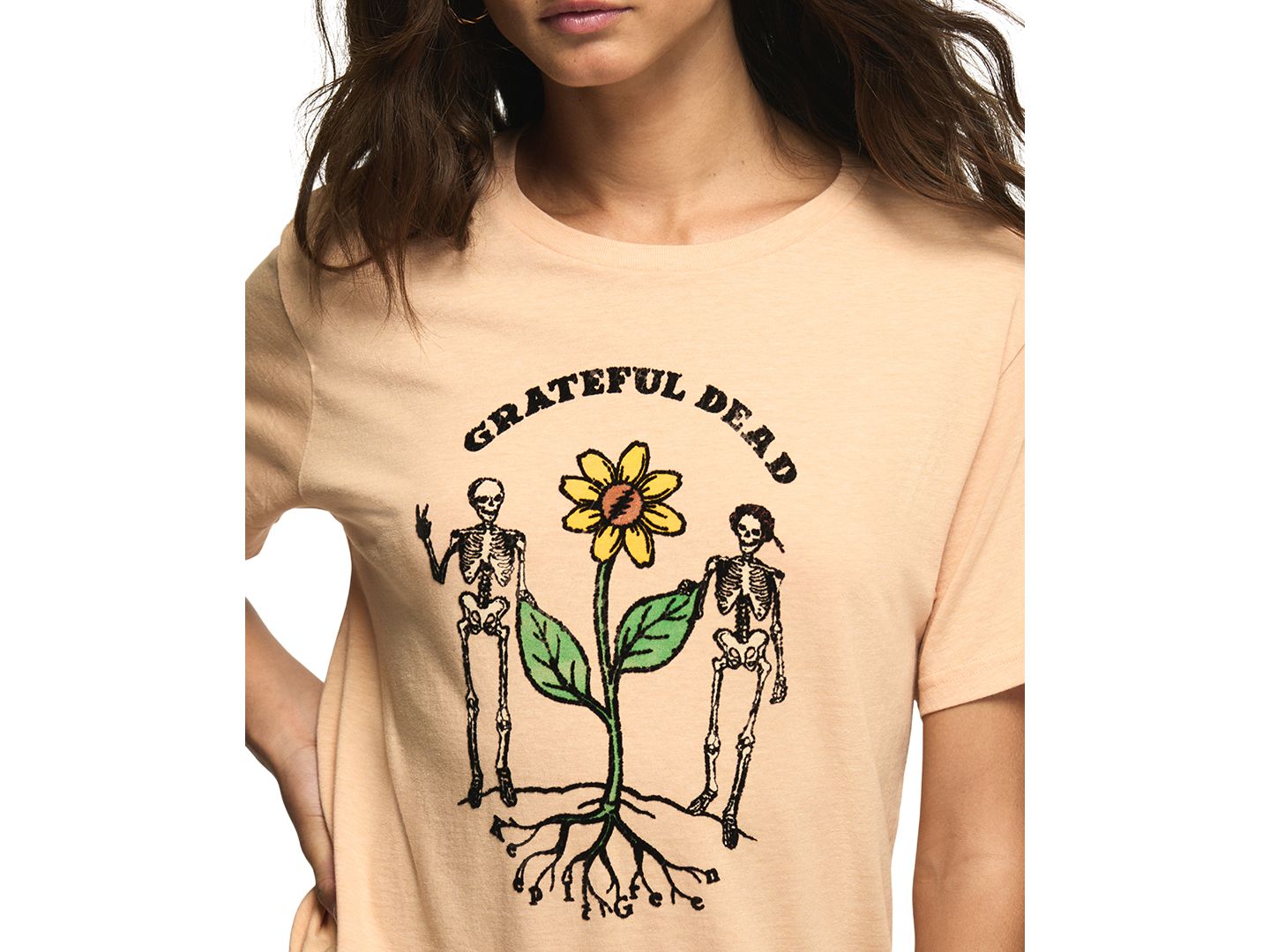 Женская футболка Lucky Brand Grateful Dead Skeletons Boyfriend Graphic, цвет: Персиковый — фото 3