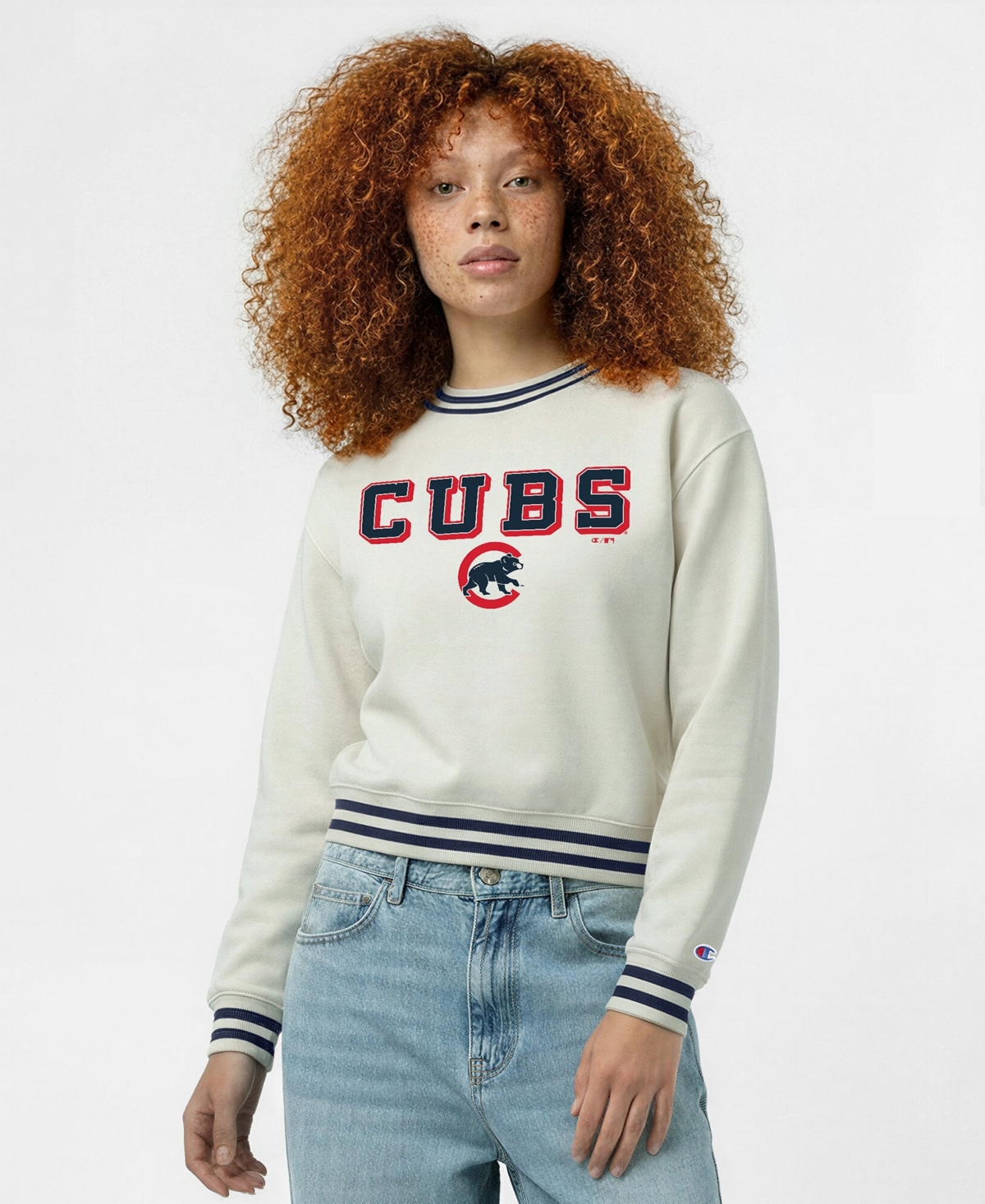 Women's Champion Cream Chicago Cubs Reverse Weave Sweatshirt
