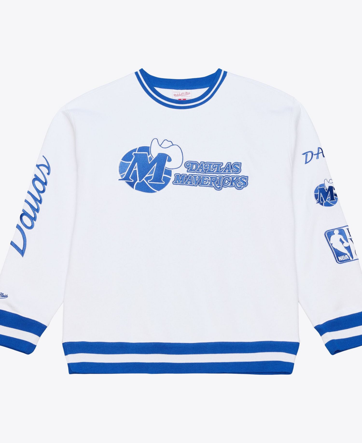 Men's White Dallas Mavericks Arctic Fleece Sweatshirt