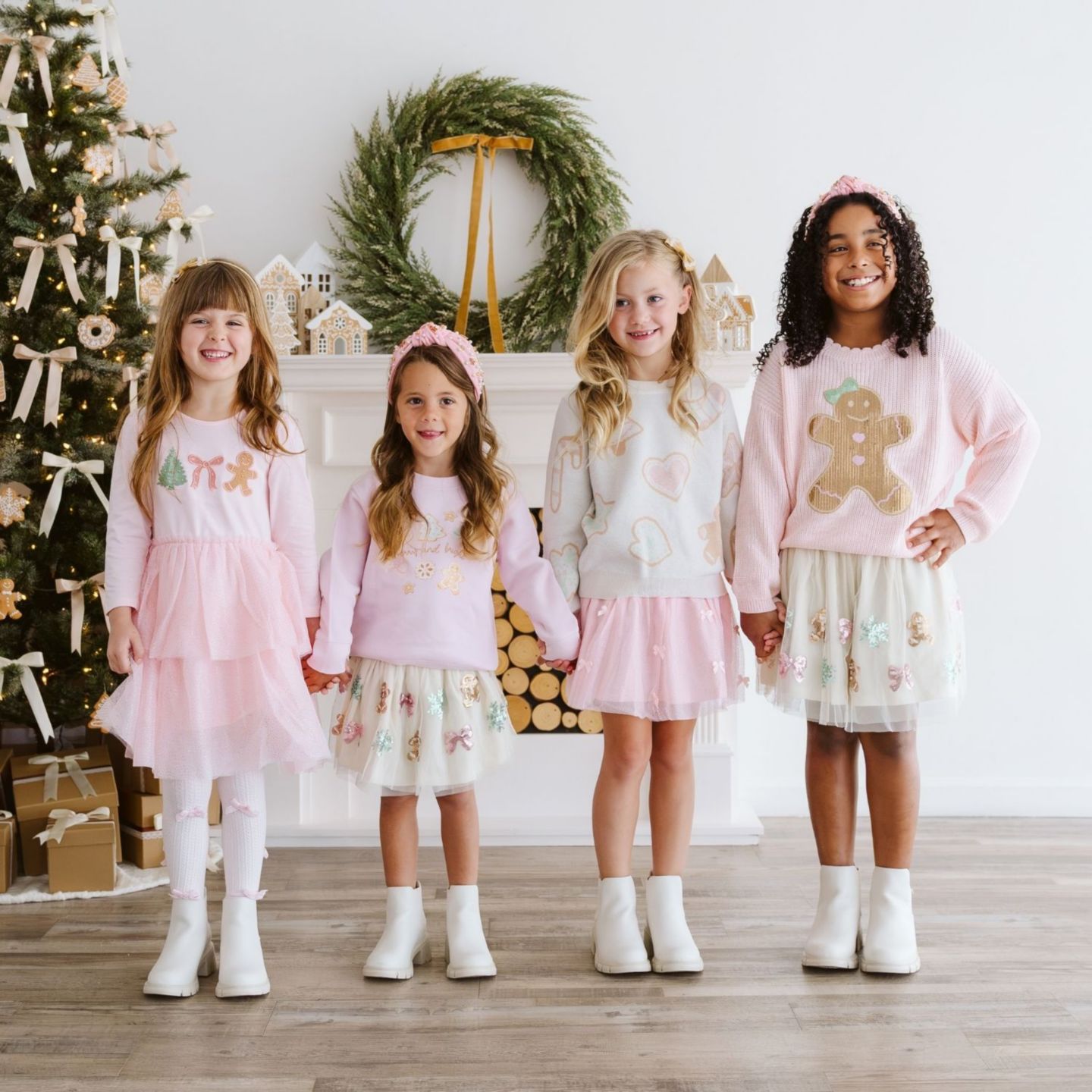 Толстовка Sweet Wink Merry and Bright Gingerbread Christmas для девочек-малышей, цвет: Розовый — фото 5