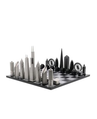 London vs Chicago 32-Piece Chess Set, Ages 12+