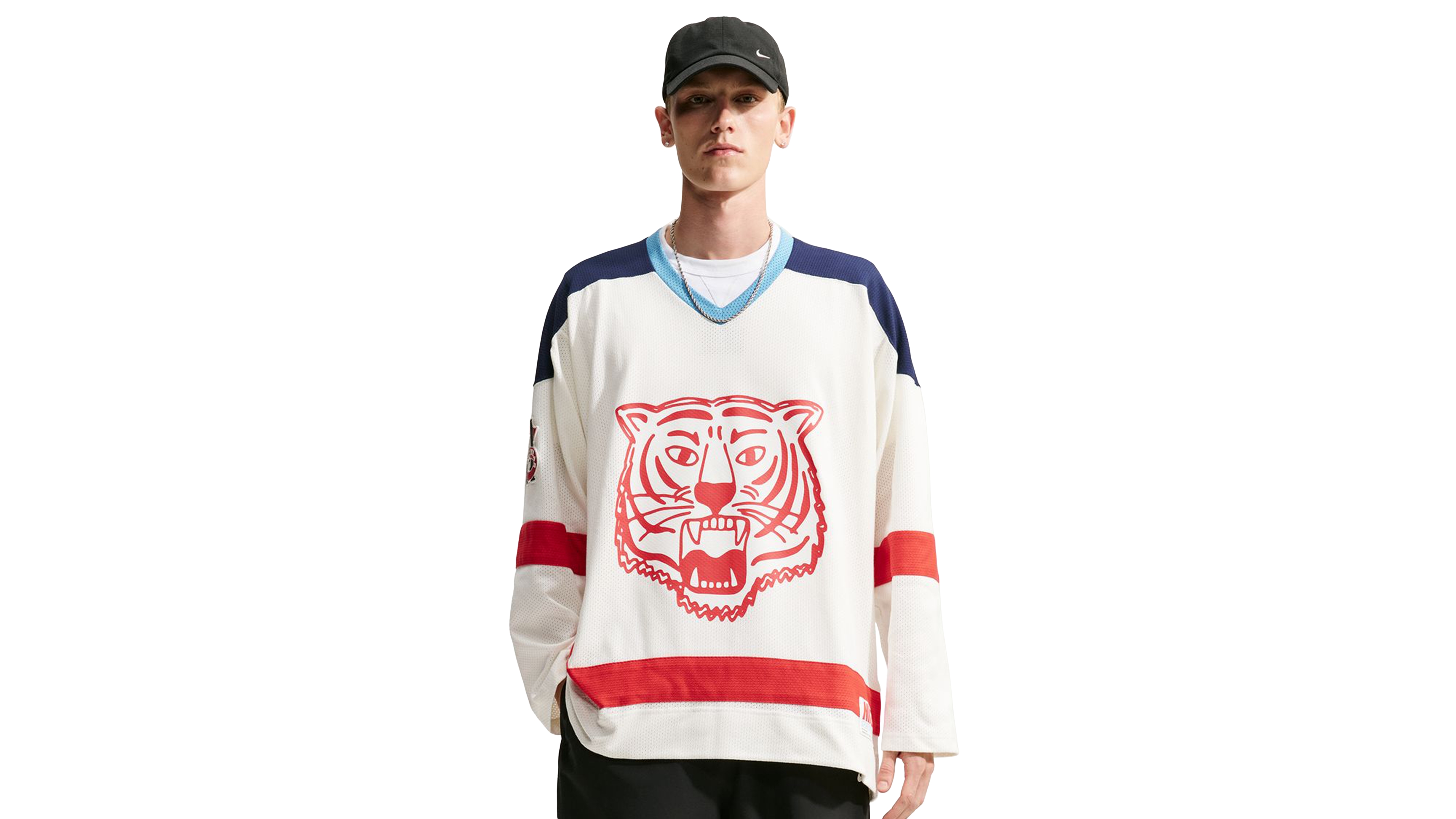 Nike Men's Sportswear Club Long-Sleeve Graphic Hockey Jersey