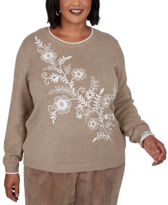 Plus Size Floral-Embroidery Crew-Neck Long-Sleeve Sweater