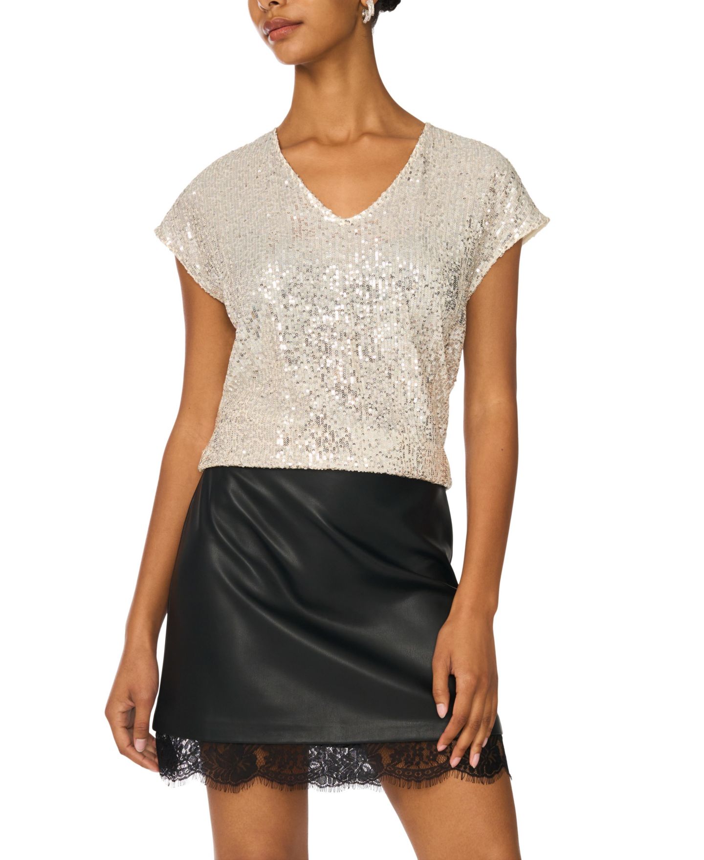 Женская блузка Vince Camuto Sequined Dolman Sleeve V-Neck, цвет: Шампань — фото 1