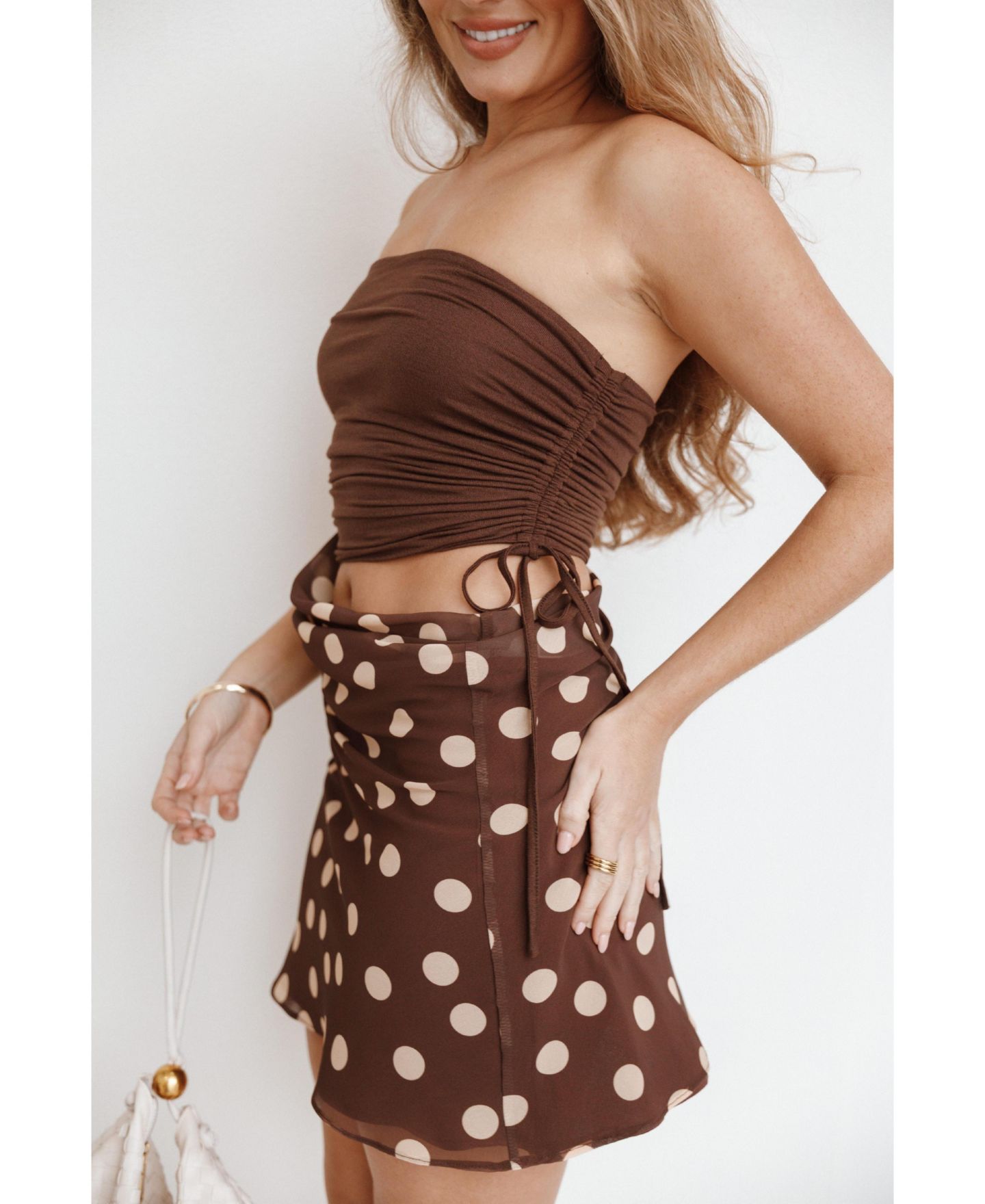 Женское платье Petal and Pup Imani Strapless Polka-Dot Mini, цвет: Коричневый в горошек — фото 6