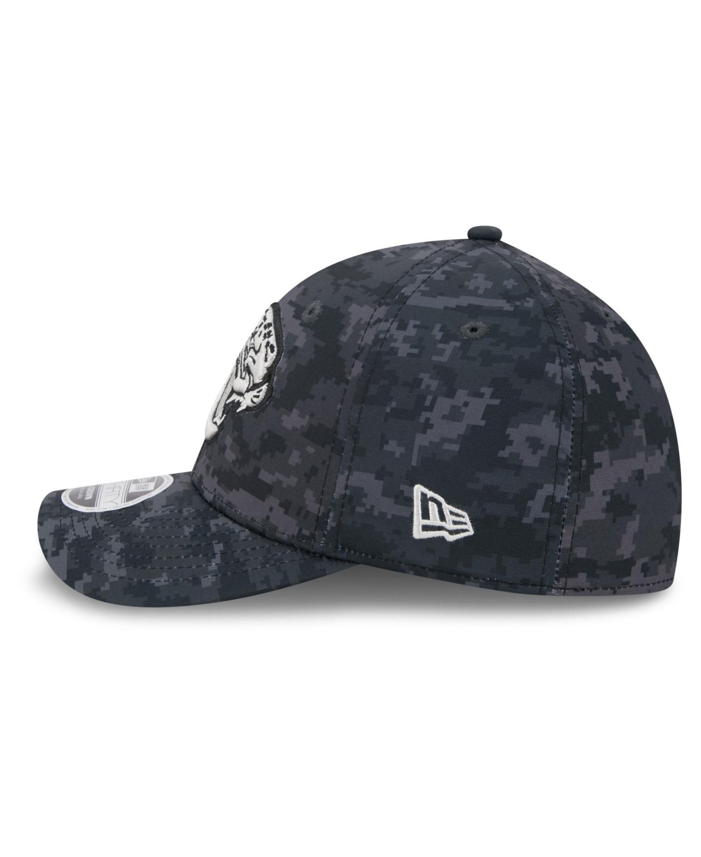 Мужская кепка New Era Black Jacksonville Jaguars 2026 Salute to Service 39THIRTY Flex Hat — фото 5