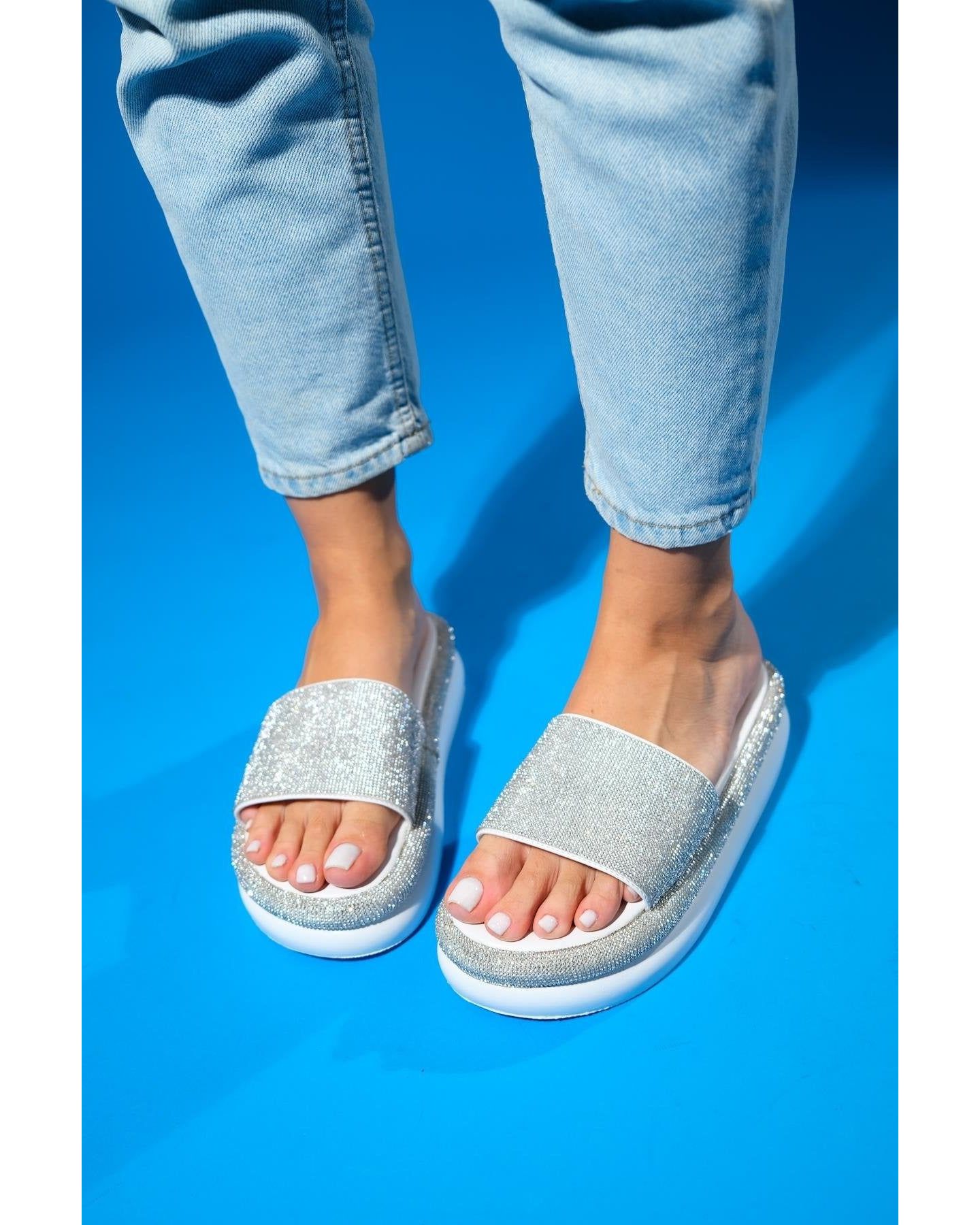 Женские сандалии Prologue Shoes Oeste Rhinestone Platform, цвет: Белая искусственная кожа — фото 8