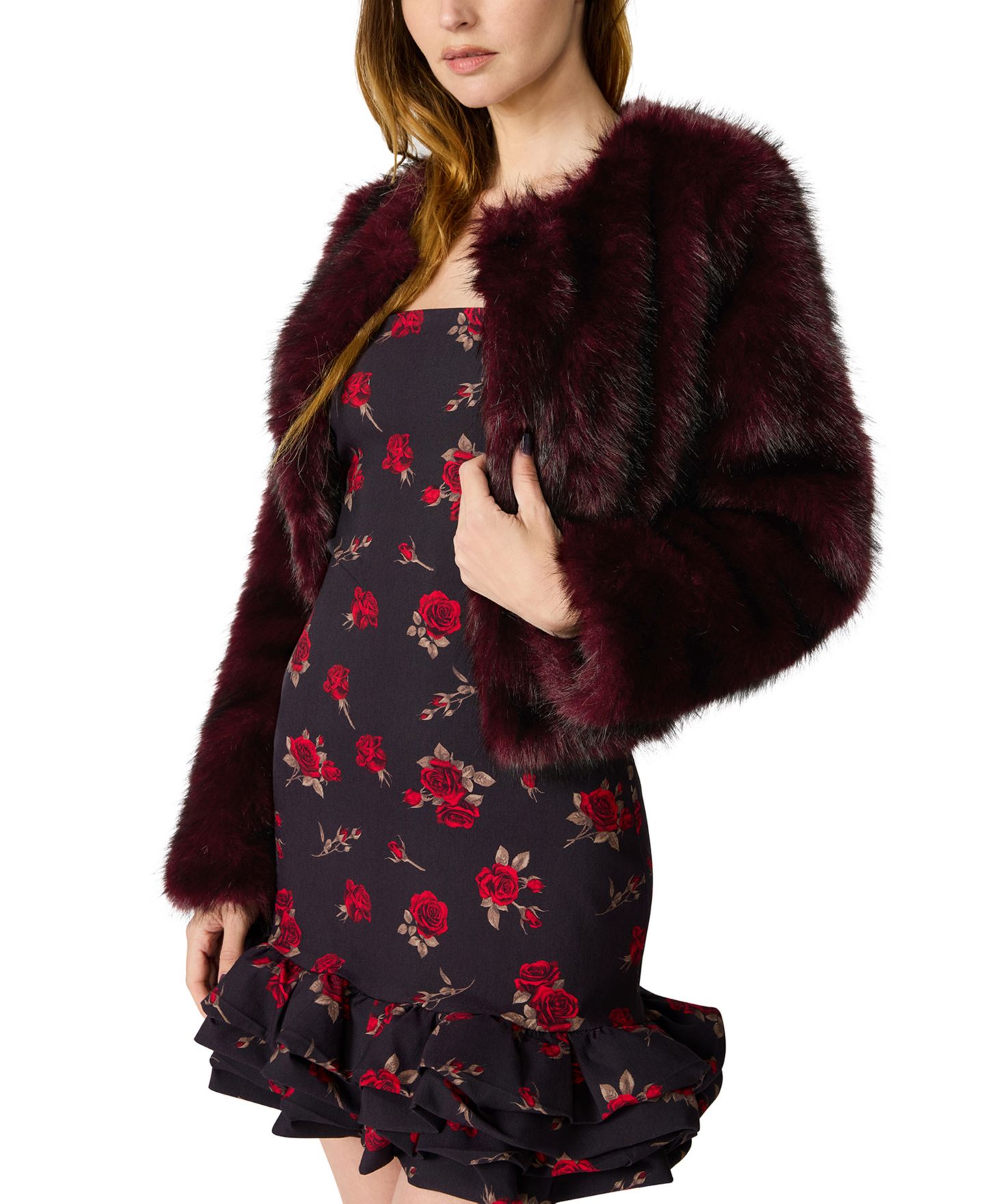 Женская куртка Betsey Johnson Chubby Cropped Open-Front Faux Fur, цвет: Красный сливовый — фото 4