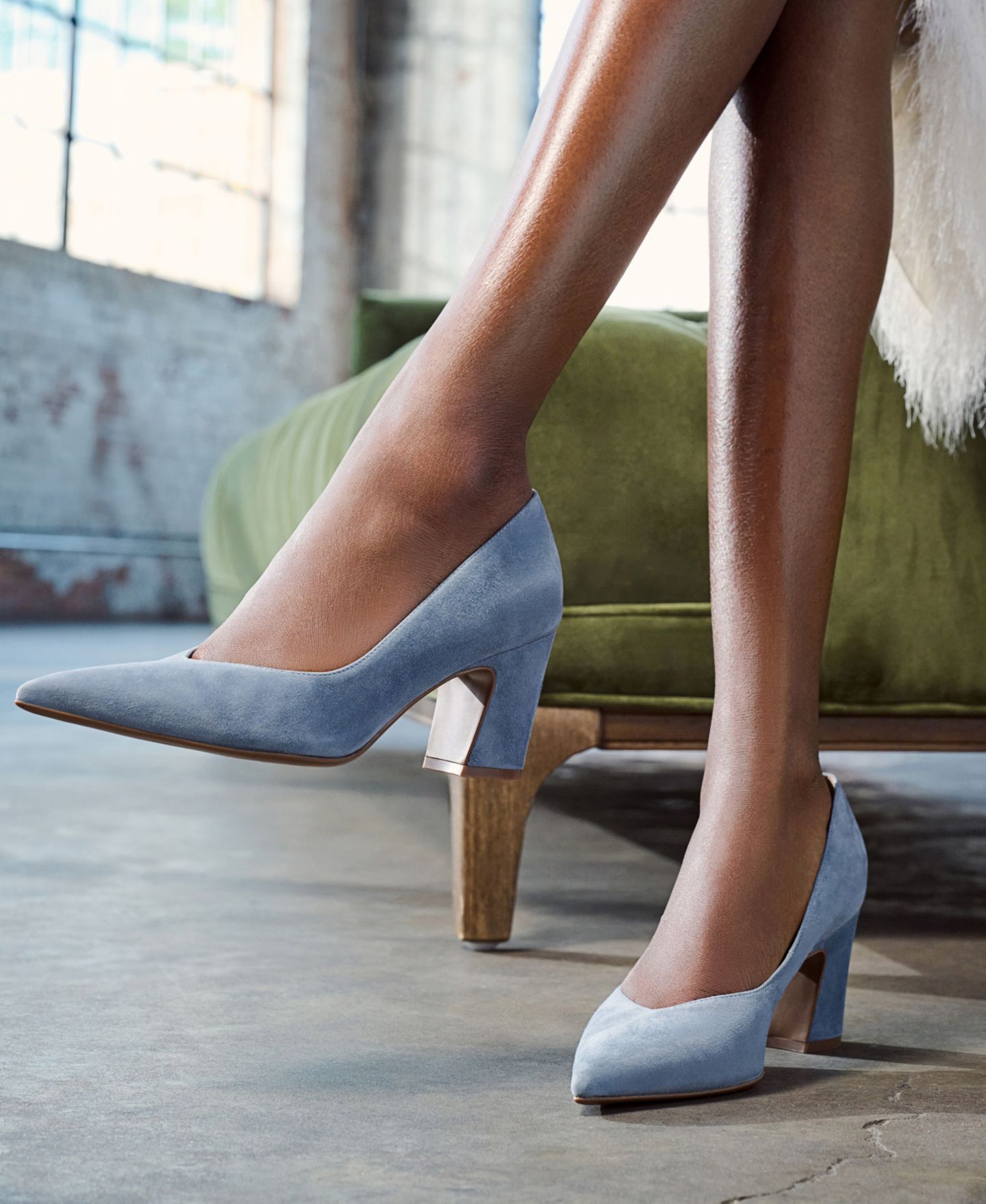Женские туфли Naturalizer Ella Slip-On Pumps, цвет: Синий пепельный замшевый — фото 3