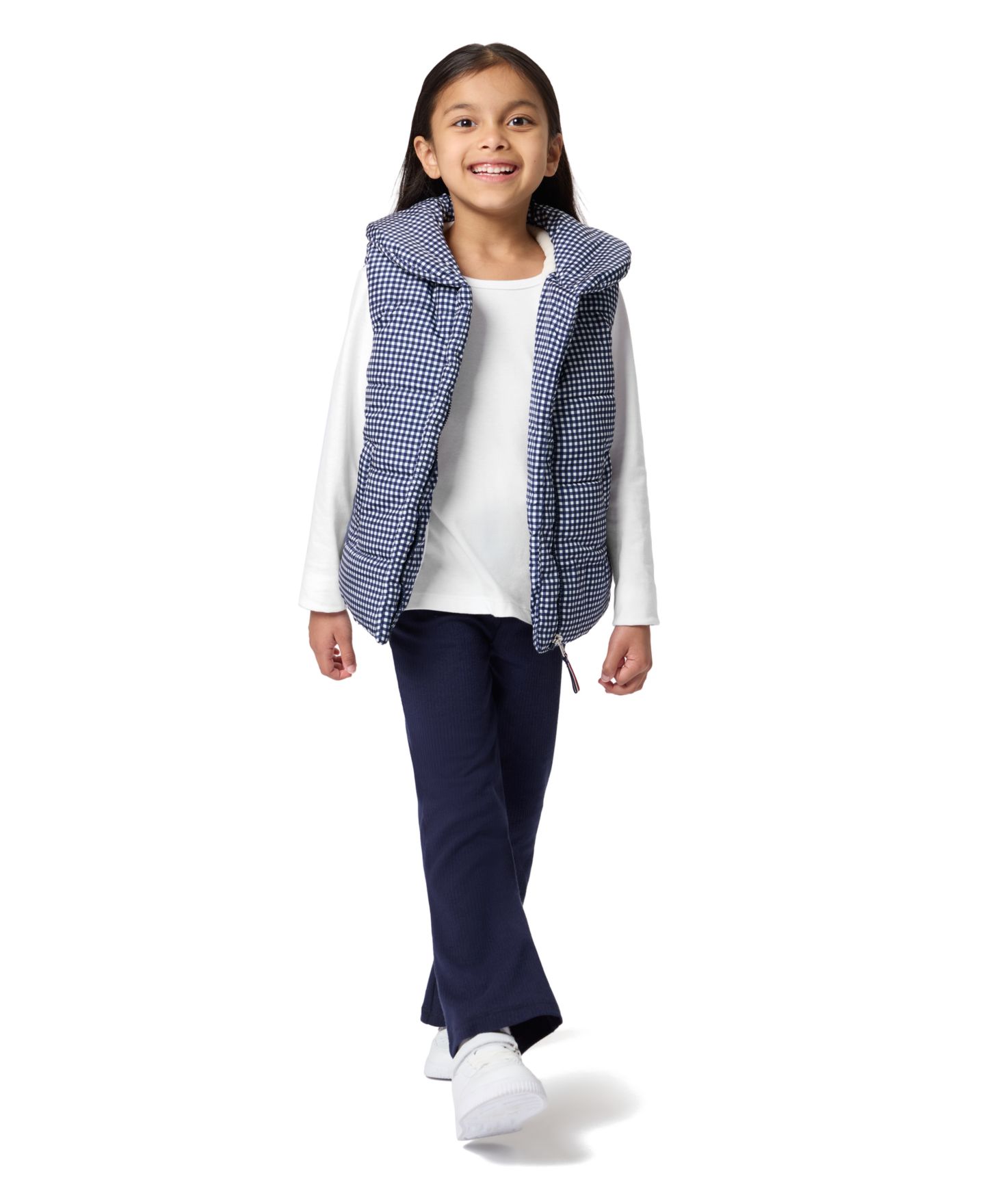 Детский комплект Tommy Hilfiger: стёганый жилет, футболка и брюки клёш, 2T-6X, цвет: Тёмно-синий / Красный — фото 2