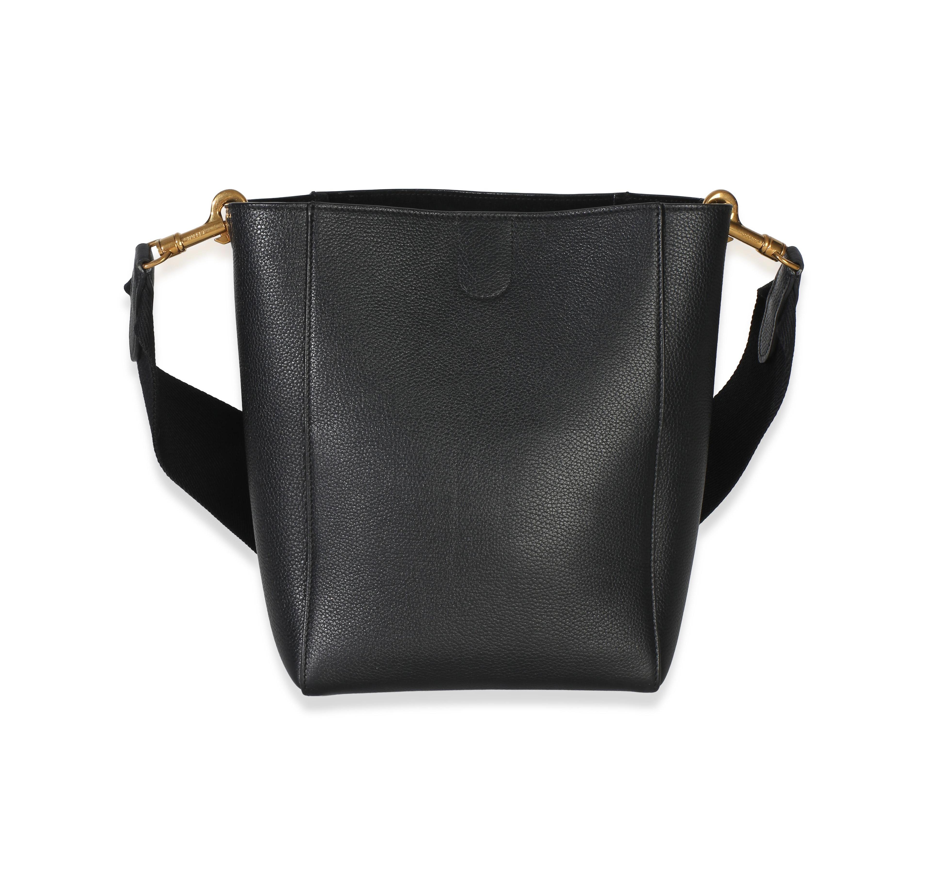 Pre-Owned Celine Black Soft Grained Calfskin Small Sangle Bucket Bag