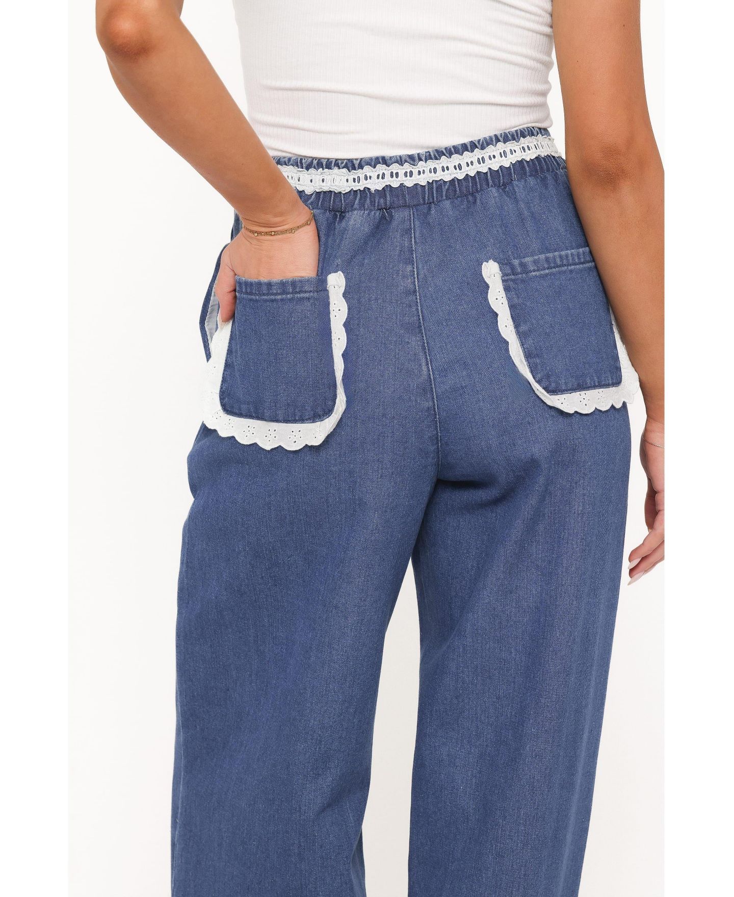 Женские брюки Petal and Pup Siun High-Rise Wide-Leg Pull-On Denim Joggers — фото 4