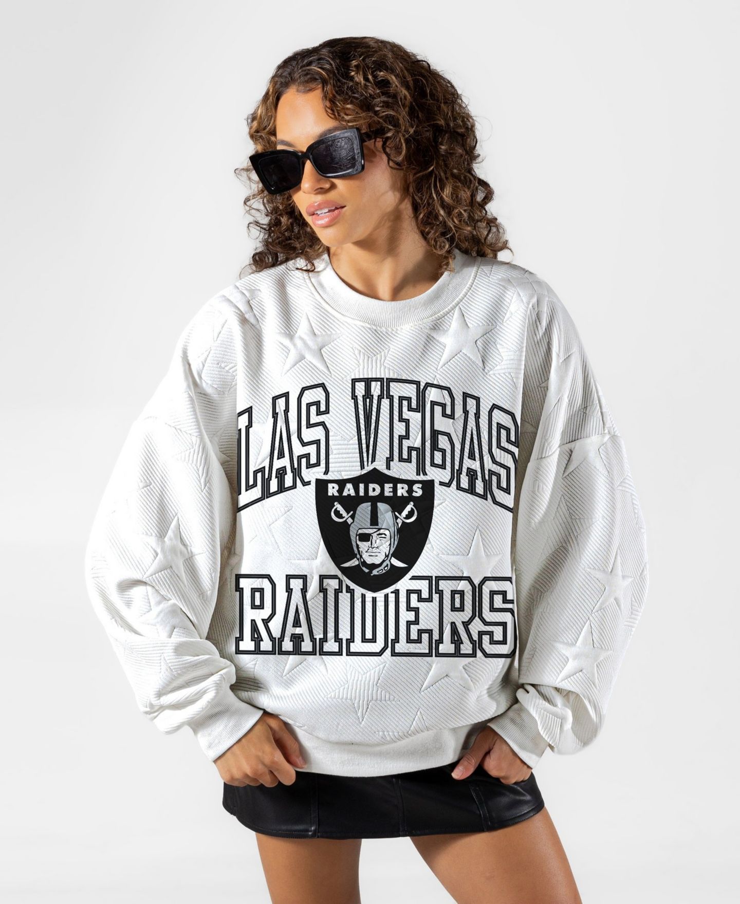 Женская толстовка Gameday Couture White Las Vegas Raiders Big Play Energy Tonal Star Embossed — фото 1