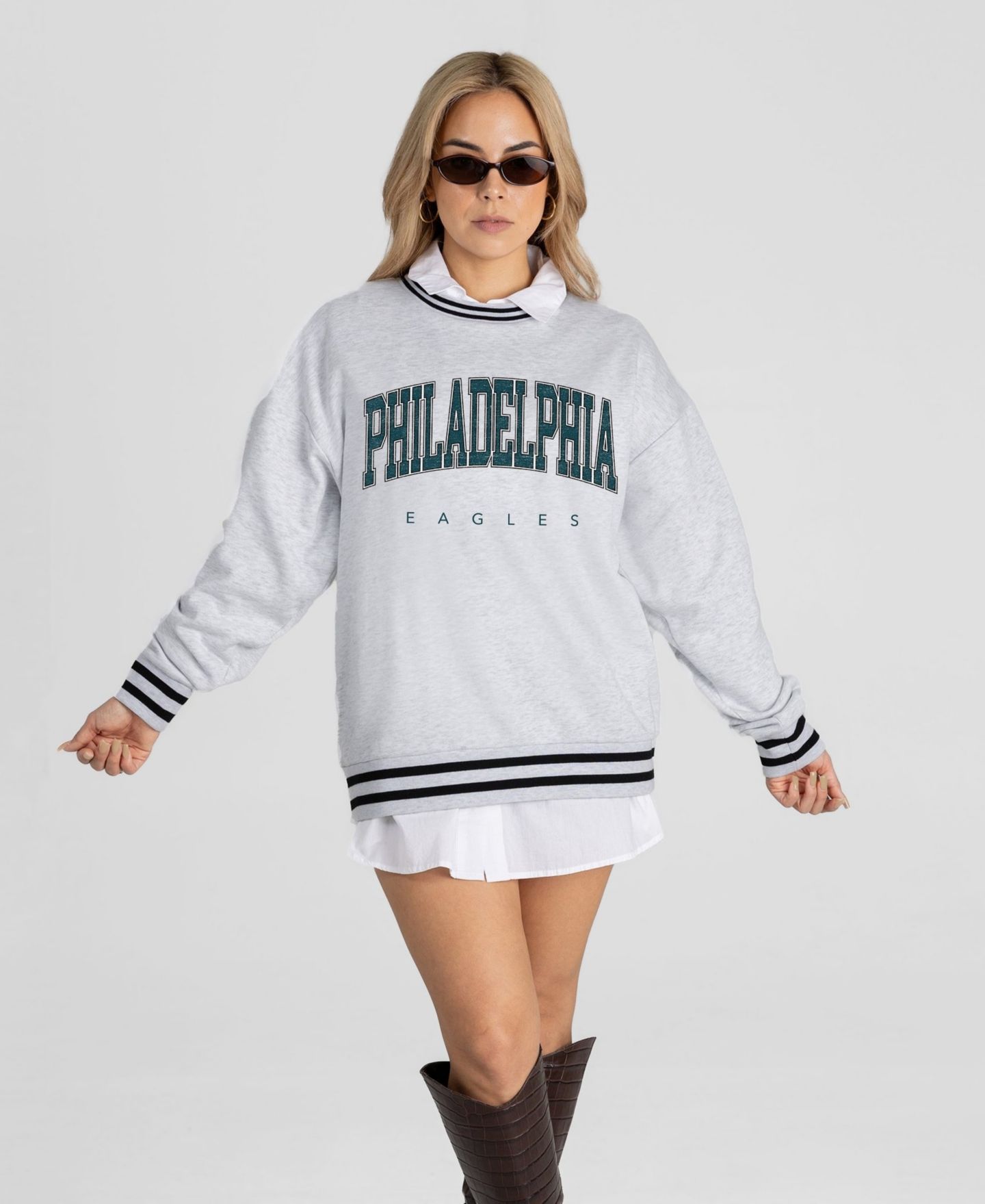 Женская толстовка Gameday Couture Ash Philadelphia Eagles Oversized Easy Energy Ringer Stripe — фото 4