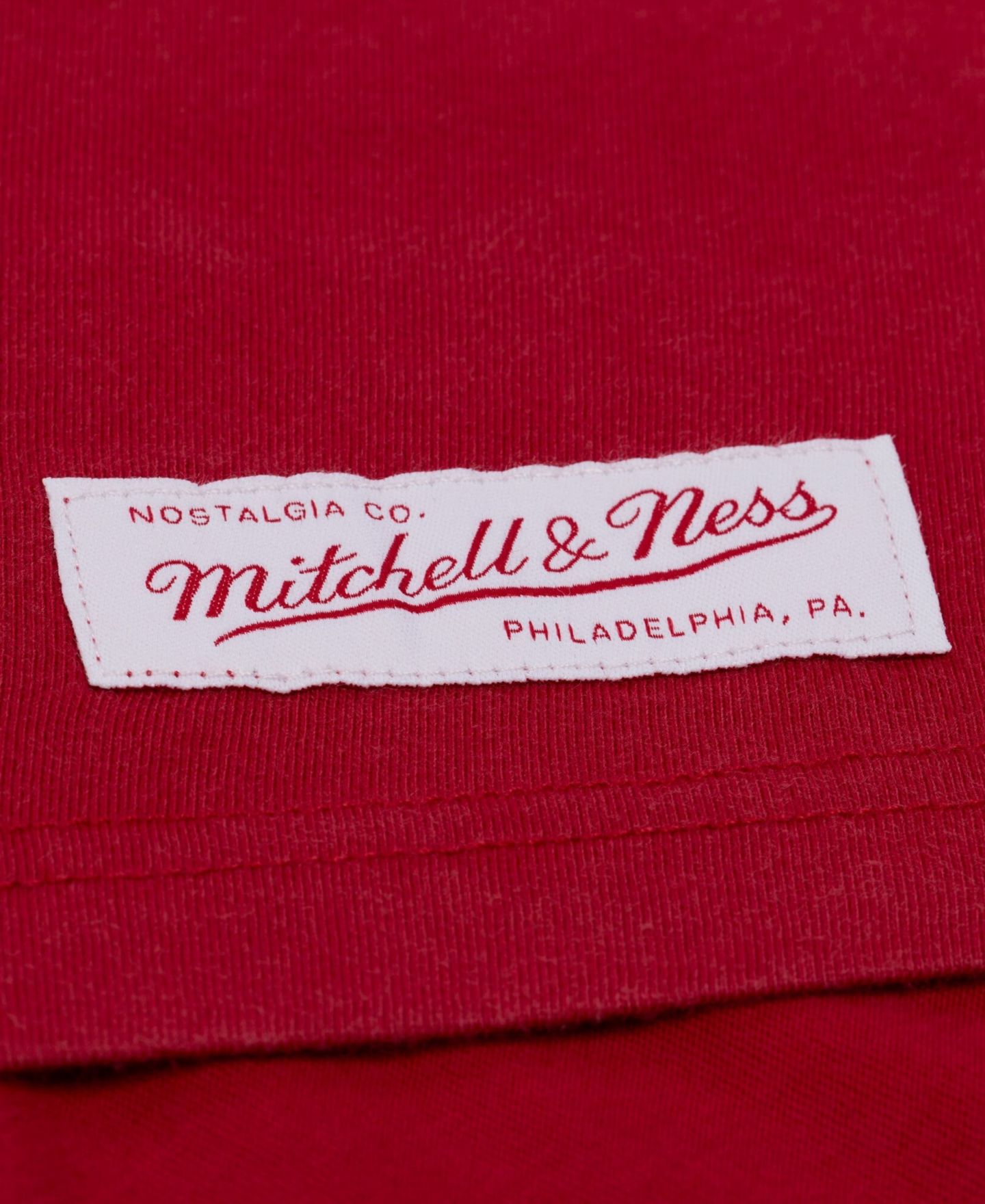 Мужская футболка Mitchell & Ness Red Tampa Bay Buccaneers Core Essentials Micro Logo — фото 4