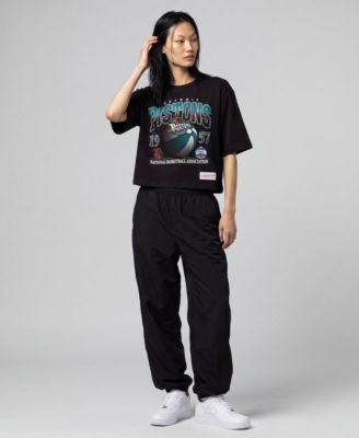 Women's Mitchell Ness Black Detroit Pistons Street Graphic Boxy Crop T-Shirt