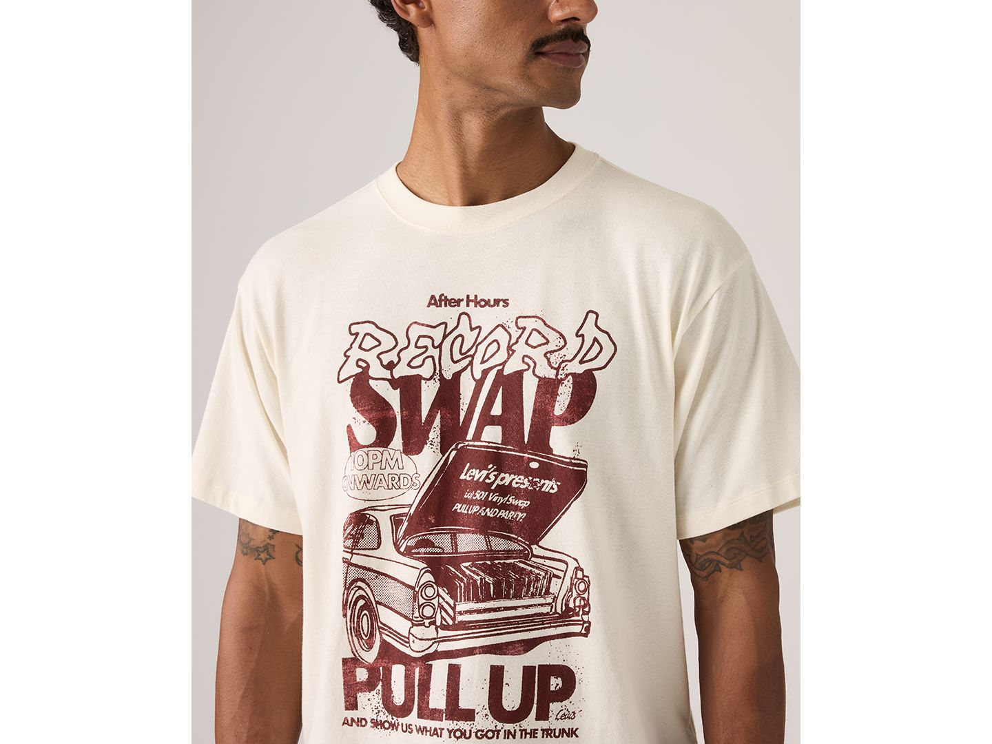 Мужская футболка Levi's Vintage Fit Graphic Relaxed-Fit Crewneck, цвет: Egret — фото 3