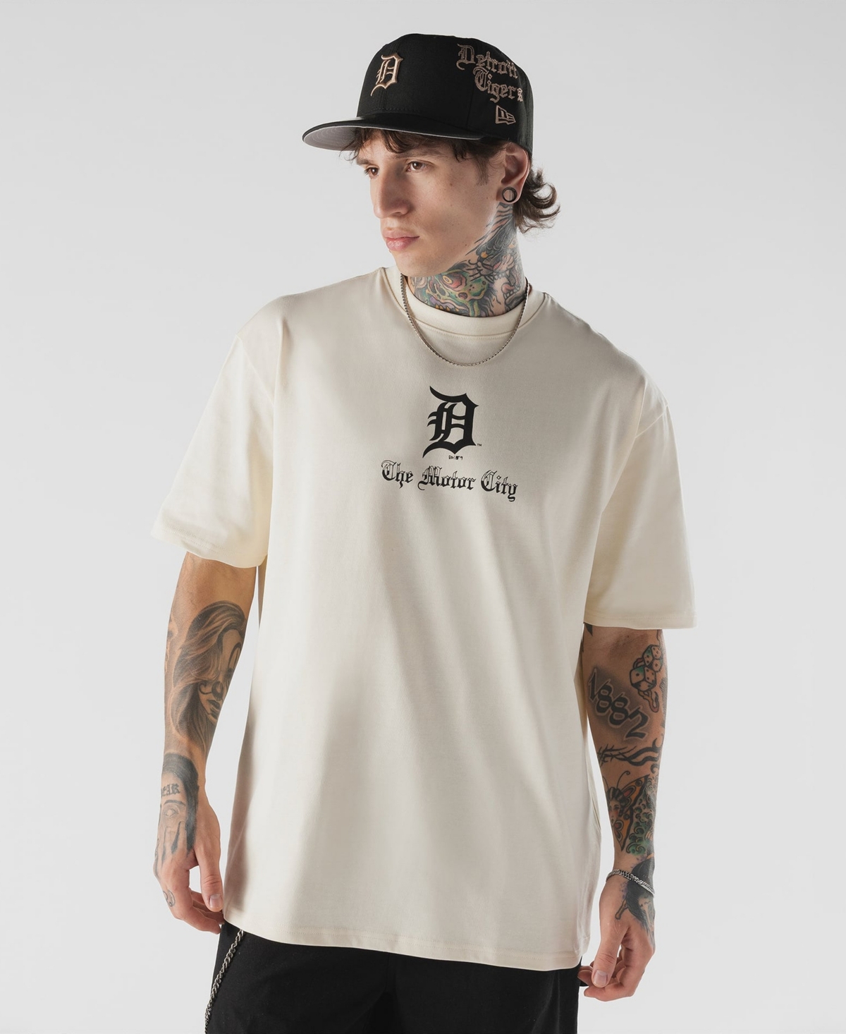 New Era Men's Cream Detroit Tigers Heritage Gothic Lettering T-Shirt - Cream