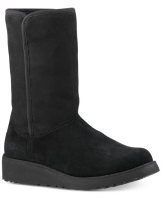 ugg amie water resistant short boot