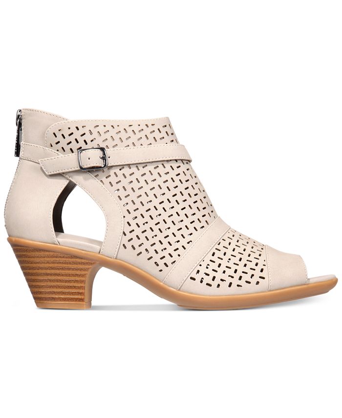 Easy Street Carrigan Sandals - Macy's