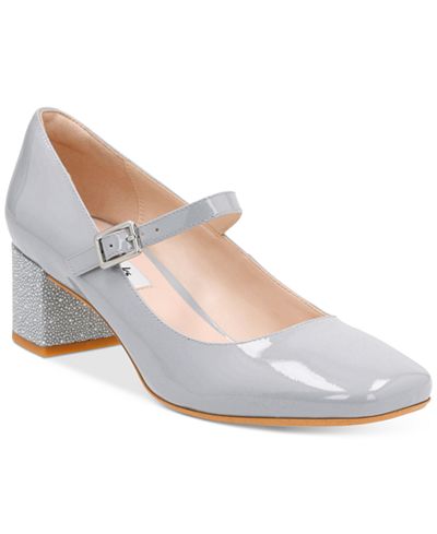 Clarks Artisan Women's Chinaberry Pop Pumps
