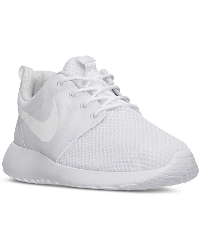 nike men's roshe one se shoes