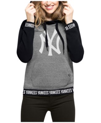 women's yankees sweatshirt