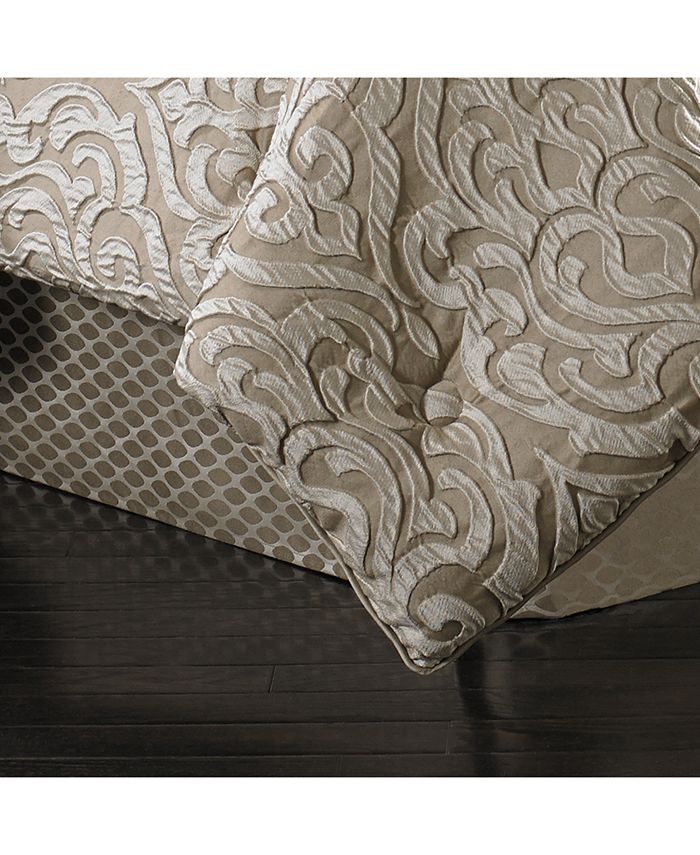 J Queen New York Astoria 4Pc. Comforter Set, Queen Macy's