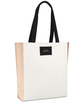 marc jacobs daisy handbag size