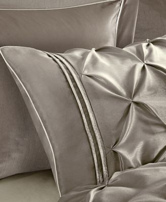 Wilma 7-Pc. Comforter Sets