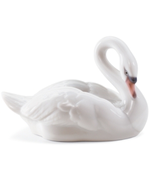 Lladro Collectible Figurine, Elegant Swan