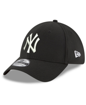 New Era New York Yankees Dub Classic 39THIRTY Cap