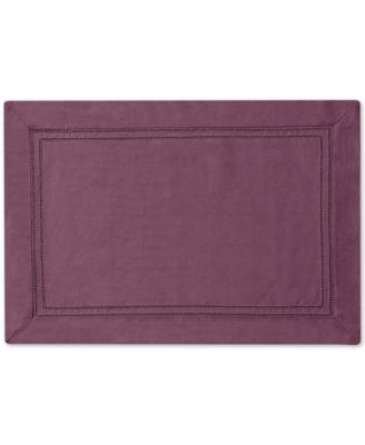Waterford - Corra Burgundy Set of 4 Placemats
